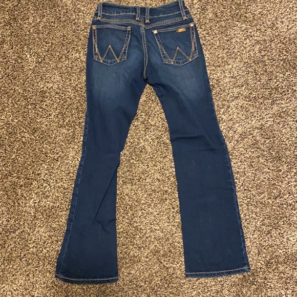 Wrangler boot cut size 1/2x32. Barely worn. - Picture 2 of 2